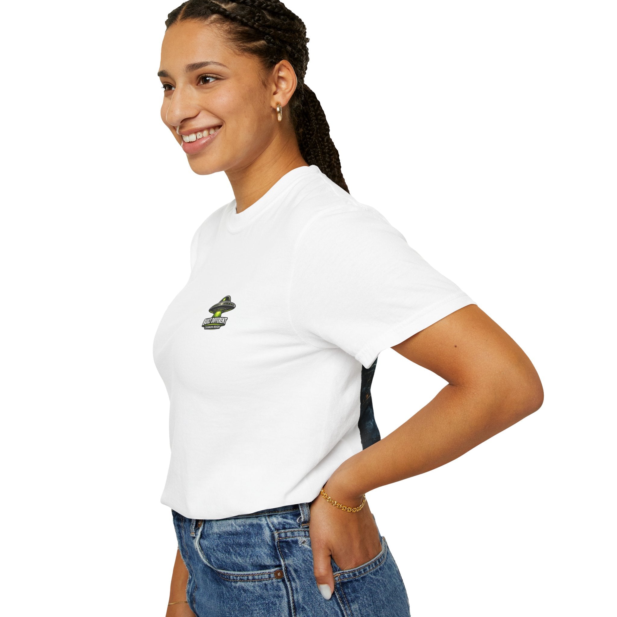 Alien Frequency Graphic T-Shirt — Retro Sci‑Fi UFO Tee
